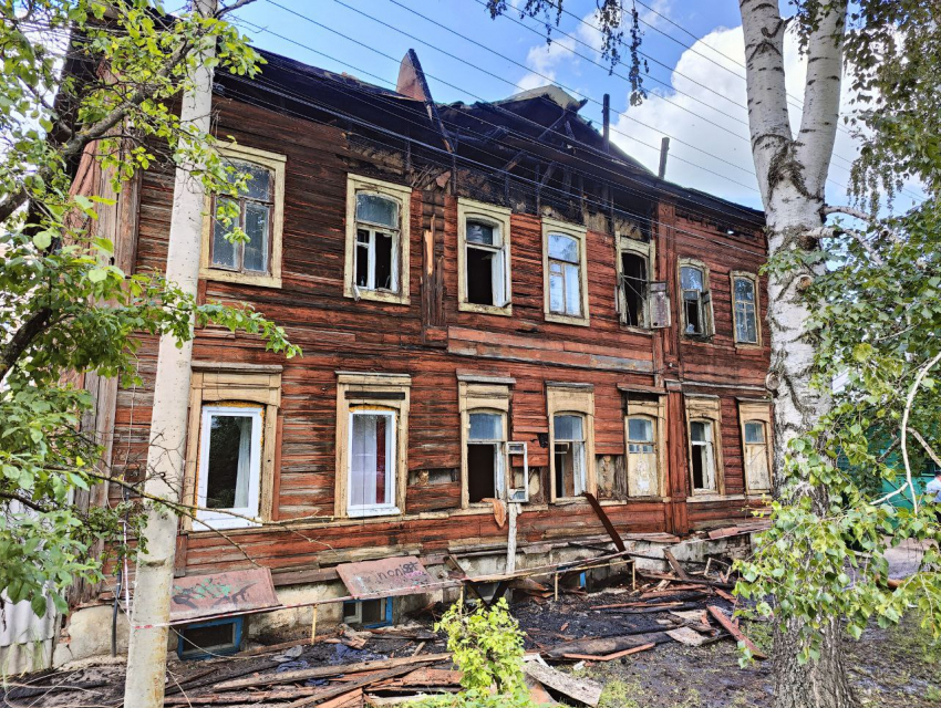 В историческом квартале Тамбова сгорели сразу два старинных здания