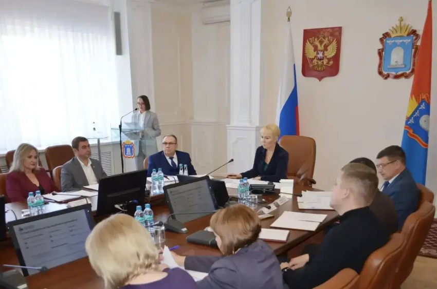 «Электроприбор» планирует создать 720 рабочих мест и готовит кадры со школы
