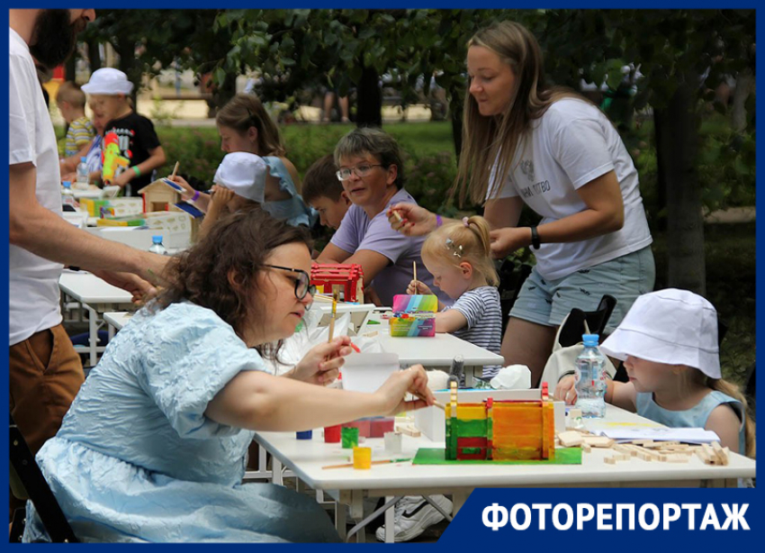 «Арт-волки» обосновались в парке культуры. Фоторепортаж