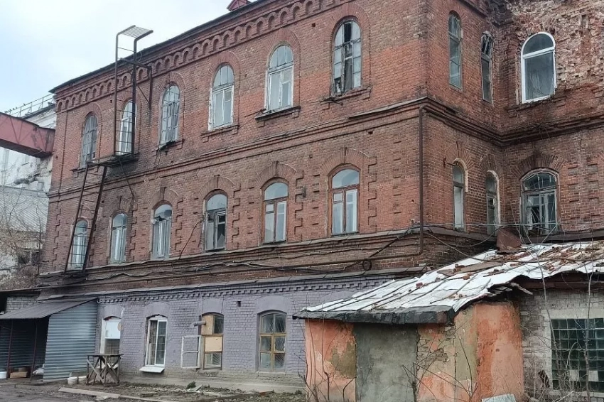 Тамбовские «Красные казармы» выставили на продажу за 1 рубль