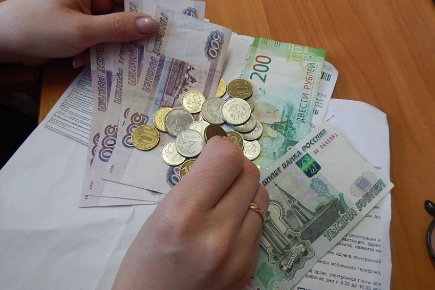 Почти 850 миллионов рублей Правительство РФ выделило Тамбовской области на компенсацию оплаты ЖКУ