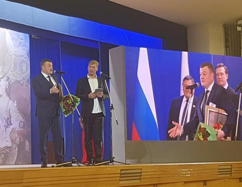 «Это заслуга всей области» Александр Никитин получил премию «Экономист года» в Кремле 
