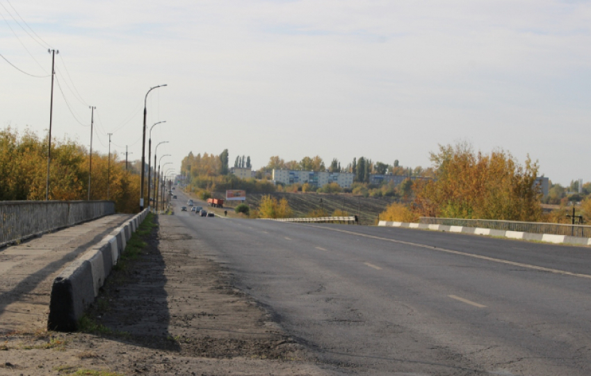 В Уварове отремонтируют мост через железную дорогу