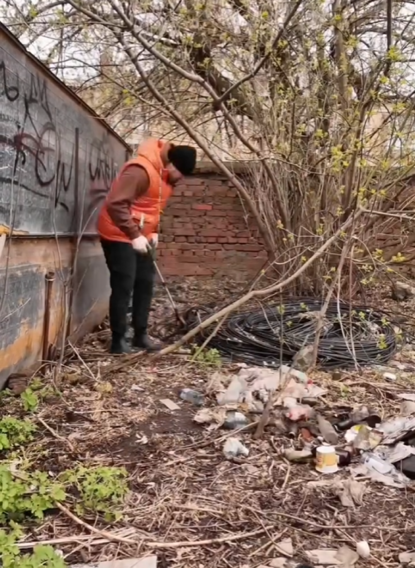 Тамбовский блогер снова наткнулся на мусор на том же самом месте, где убирал
