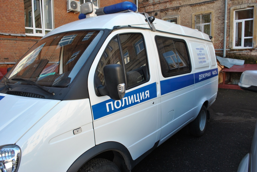 Мичуринец в пылу ссоры кружкой пробил голову своей жене 