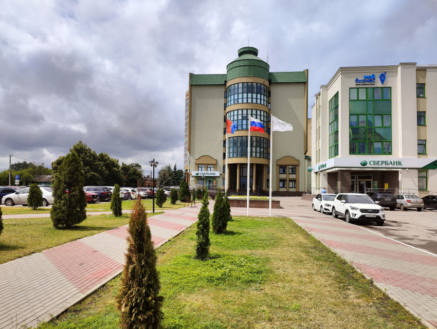 Сбербанк продаёт здание головного офиса в Тамбове за 350 миллионов рублей