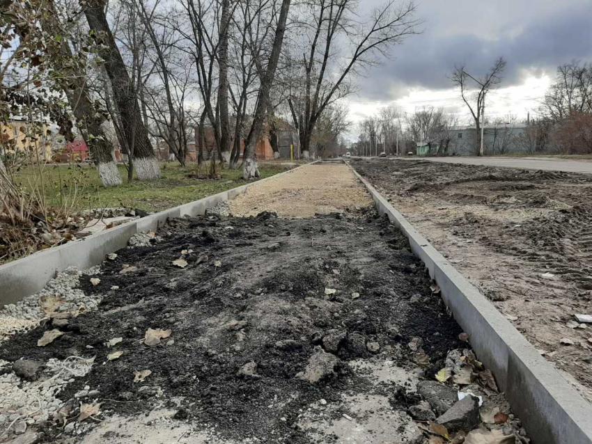 «Обстоятельства непреодолимой силы» мешают отремонтировать два тротуара в Котовске