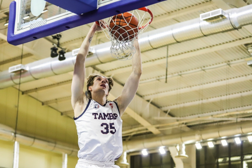 БК «Тамбов» выдержал штурм «Барнаула» и одержал волевую домашнюю победу