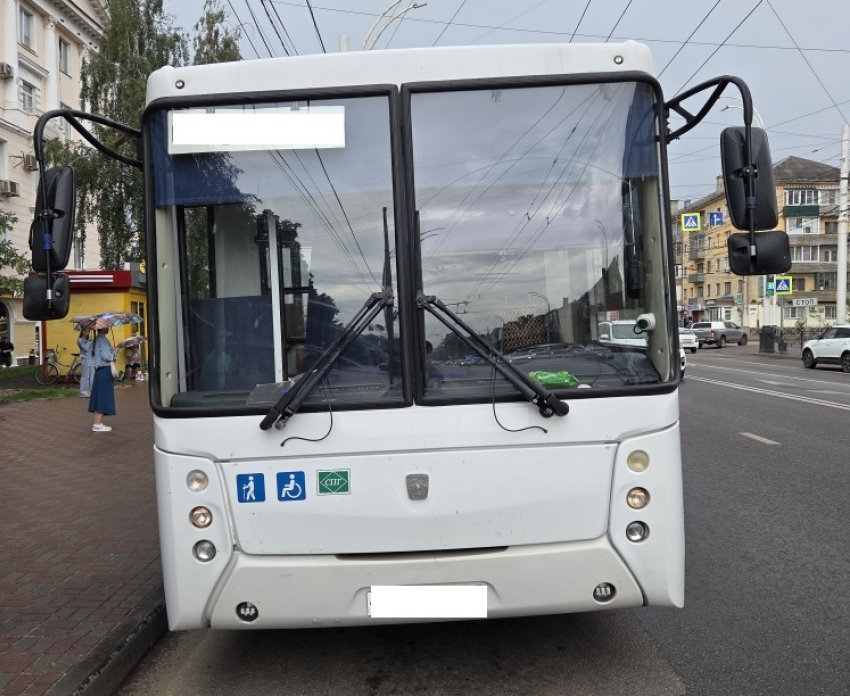 В Тамбове пенсионерка получила травмы при падении в автобусе