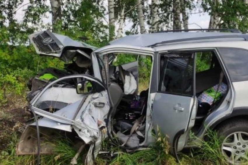 ДТП в Сампурском районе: водитель умер от остановки сердца, пострадали двое детей