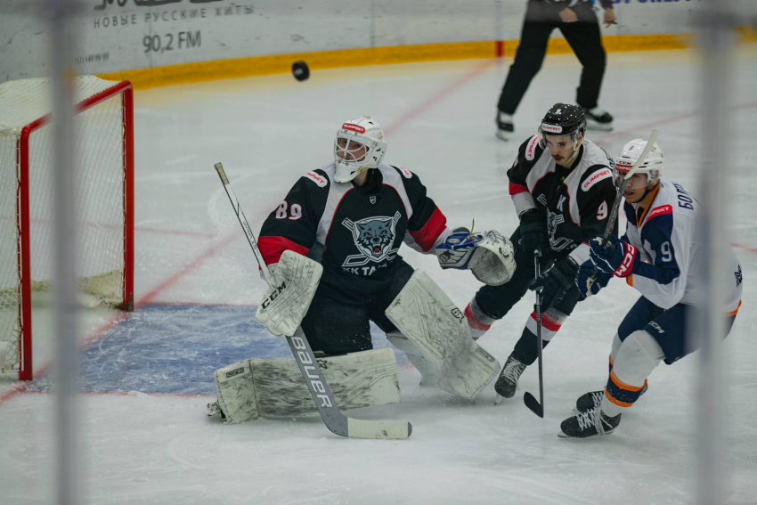ХК «Тамбов» упустил победу в матче с «Магниткой»