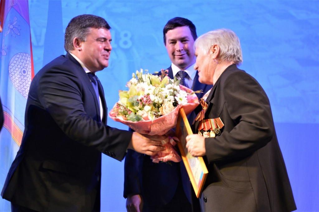 Gp_d24LdUT4.jpg Gp_d24LdUT4.jpg