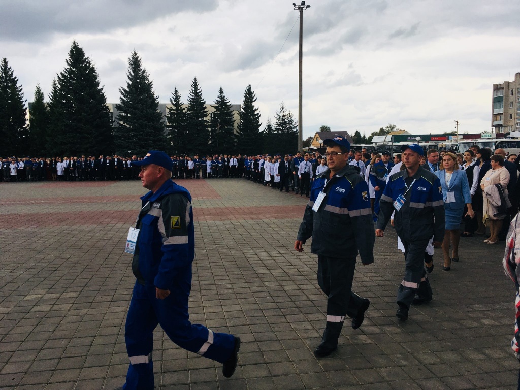 Полномочный представитель президента приехал на Первый фестиваль труда в  Первомайский район